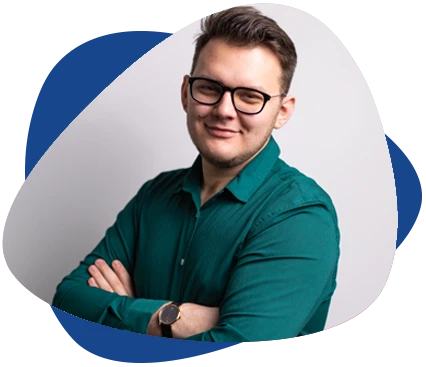 Tomasz Kwoka – doradca ds. dofinansowania kursów języka angielskiego z KFS i BUR